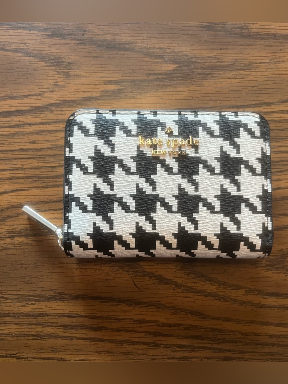 NWT Kate Spade Darcy Black & White Houndstooth Print Small Zip Around Card Case